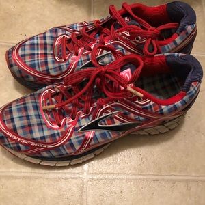 Men’s brooks running shoes